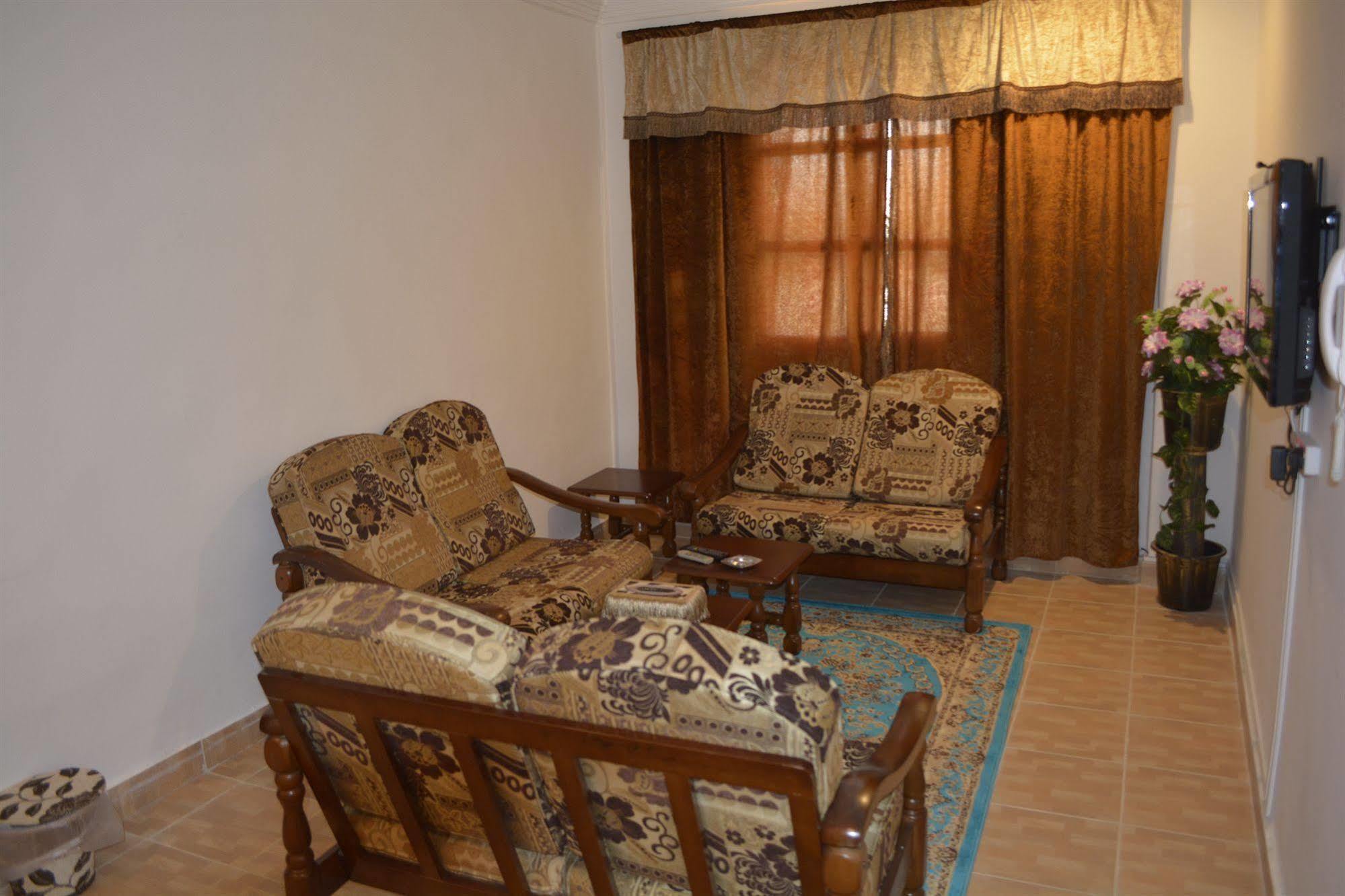 Leader Apartments 1 Mahboula Εξωτερικό φωτογραφία