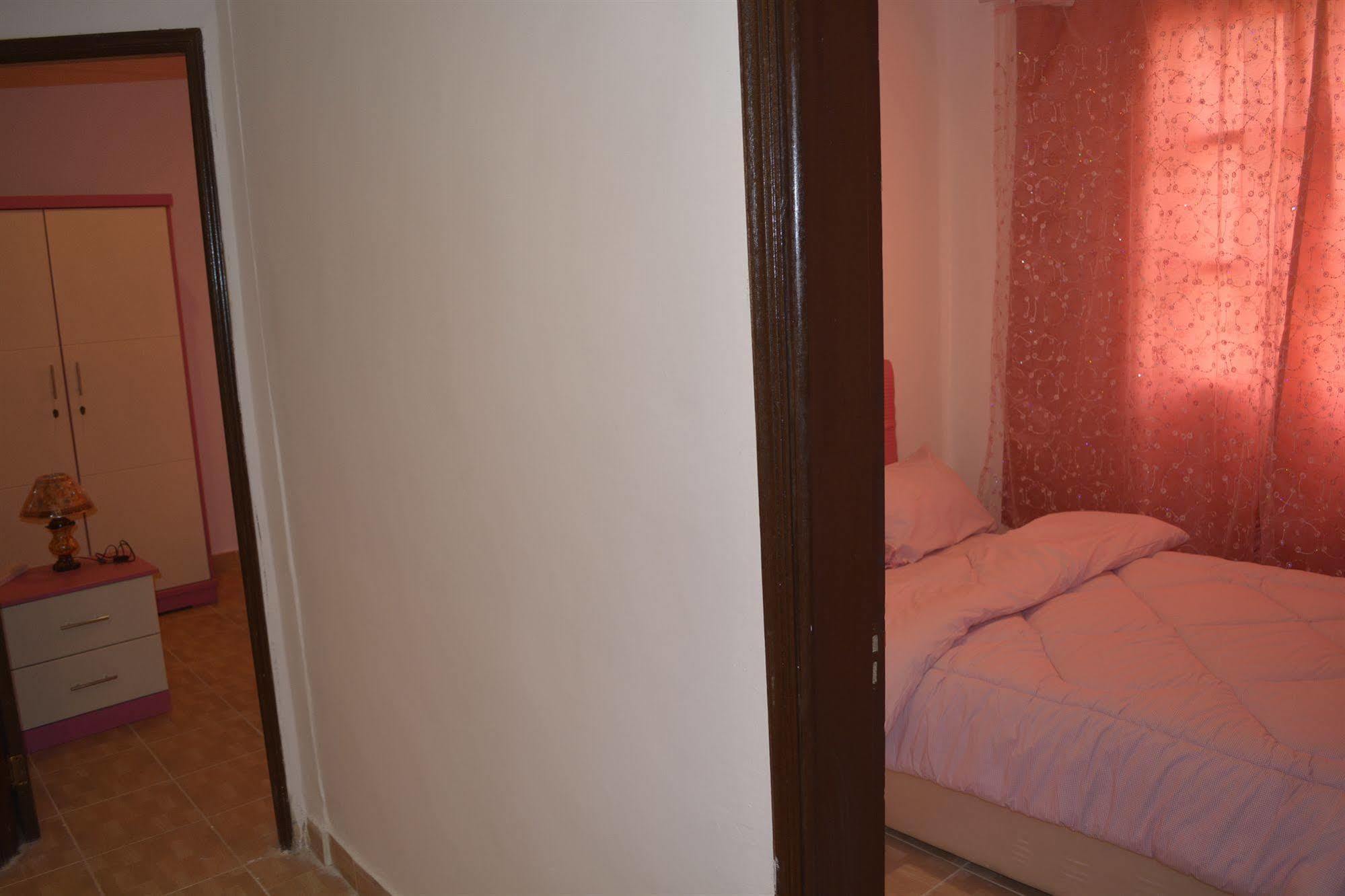Leader Apartments 1 Mahboula Εξωτερικό φωτογραφία